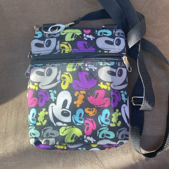Disney parks Mickey crossbody - Picture 4 of 7
